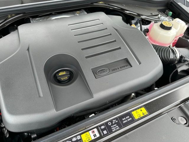 2026 Land Rover Range Rover Plug-In Hybrid SE Tucson AZ