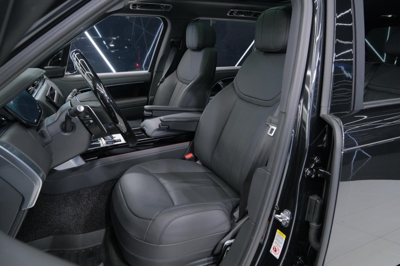 2026 Land Rover Range Rover SE Miami FL