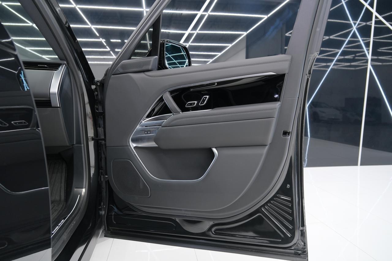 2026 Land Rover Range Rover SE Miami FL