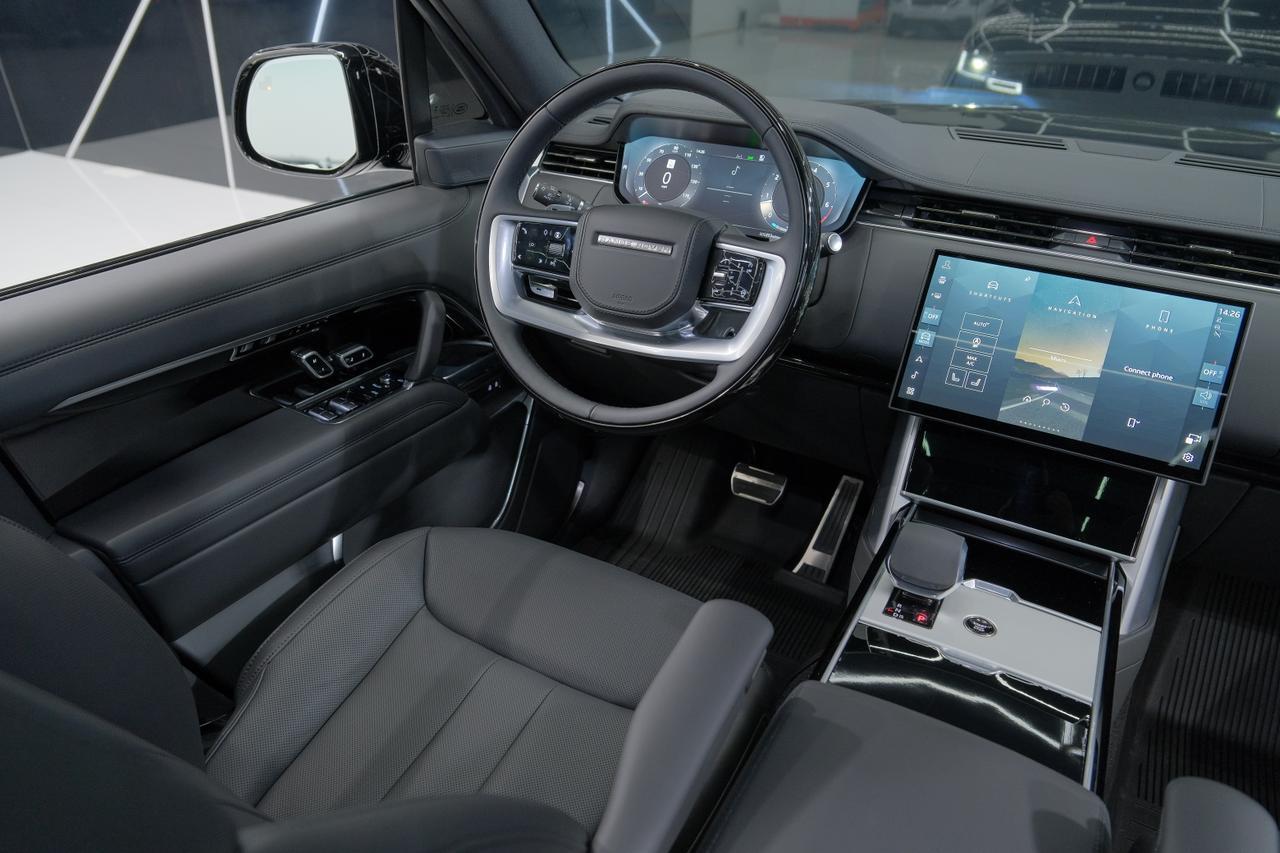 2026 Land Rover Range Rover SE Miami FL