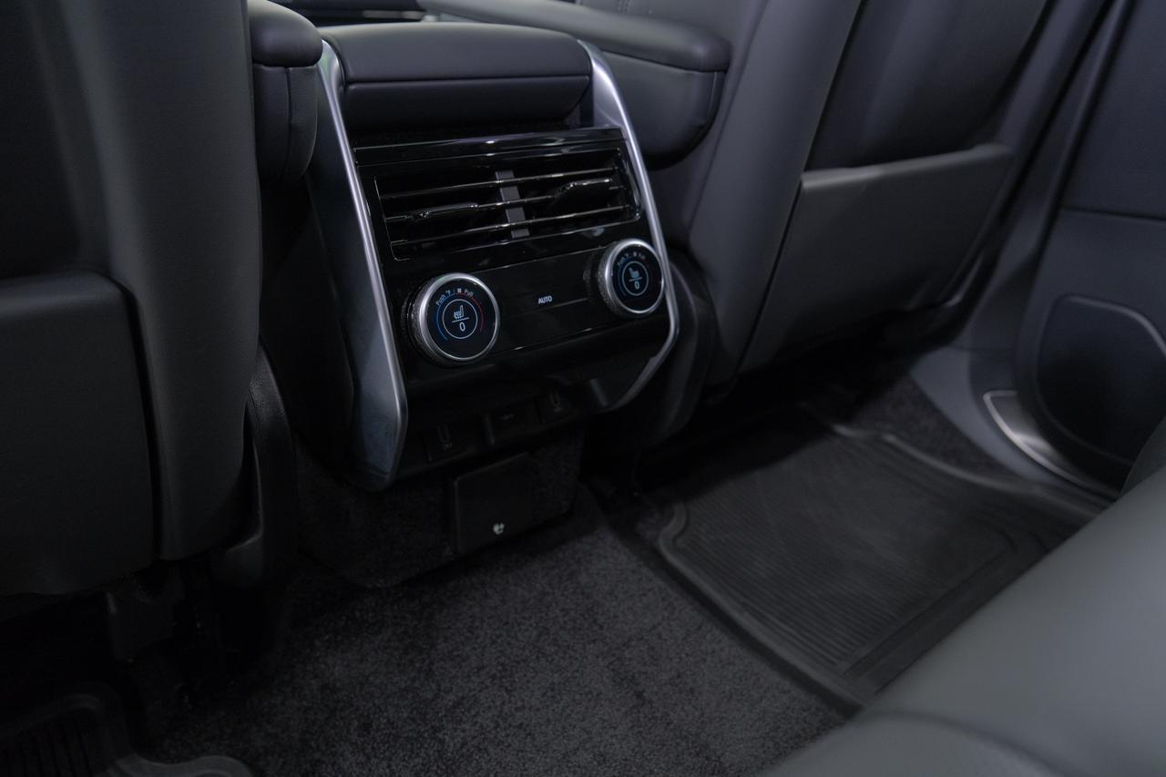 2026 Land Rover Range Rover SE Miami FL