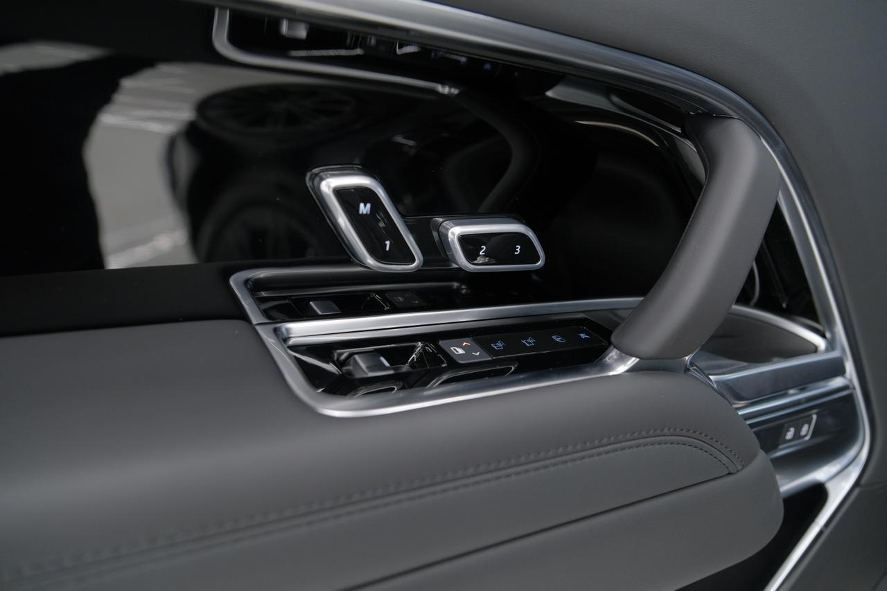 2026 Land Rover Range Rover SE Miami FL