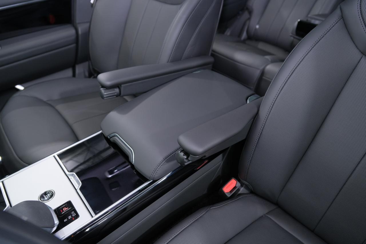 2026 Land Rover Range Rover SE Miami FL