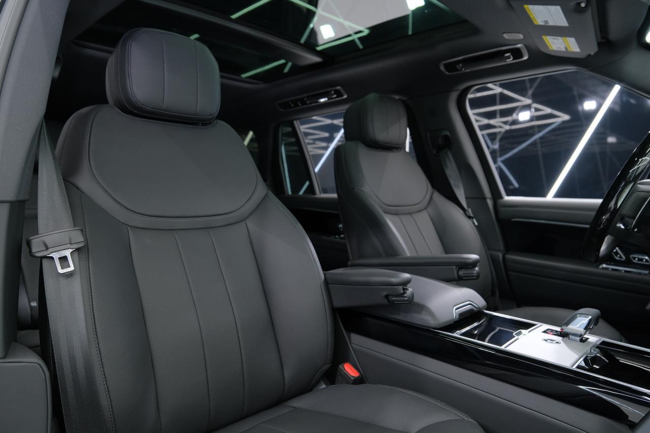 2026 Land Rover Range Rover SE Miami FL