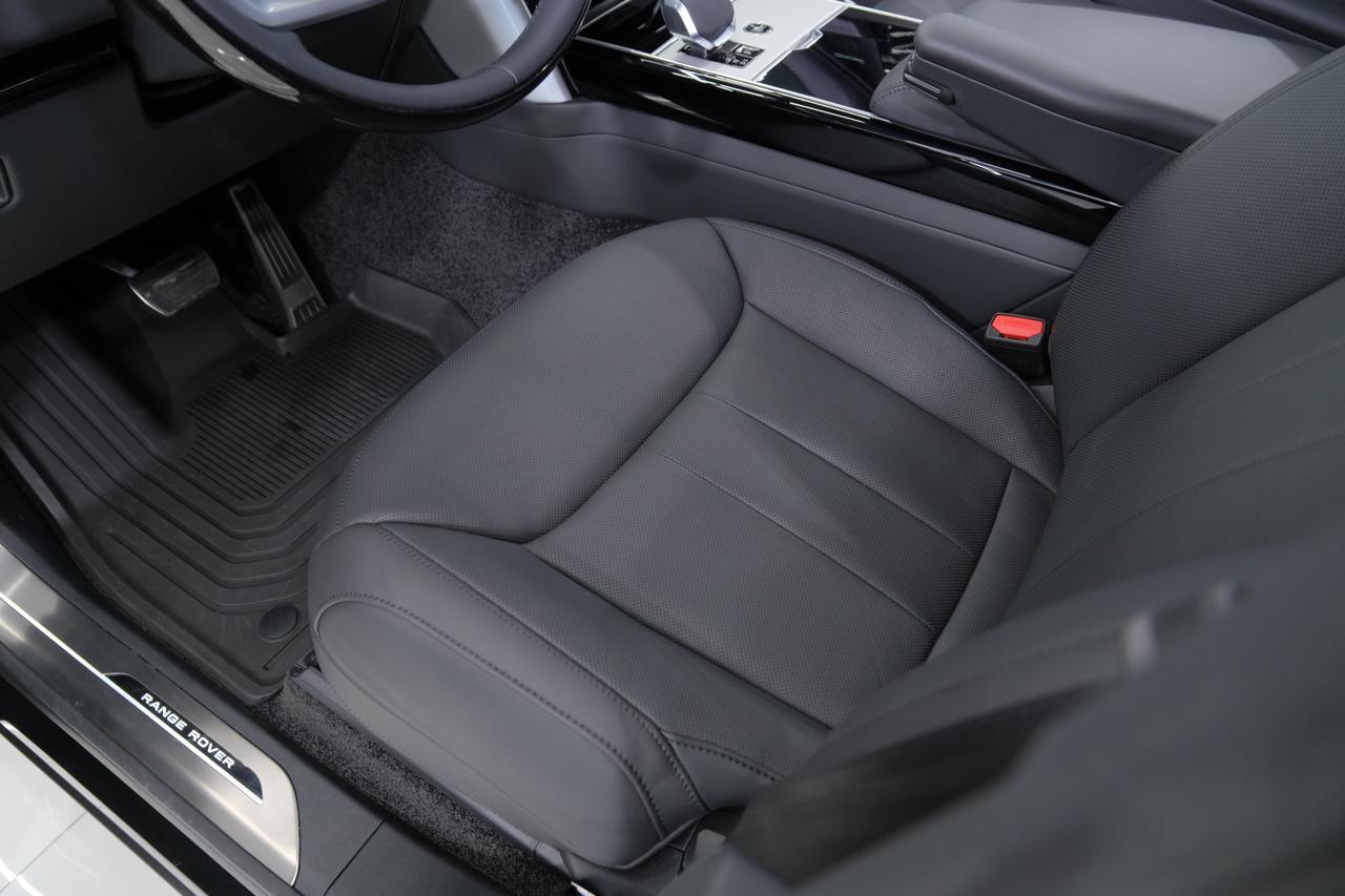 2026 Land Rover Range Rover SE Miami FL