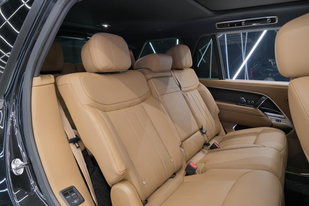 2026 Land Rover Range Rover SE Miami FL