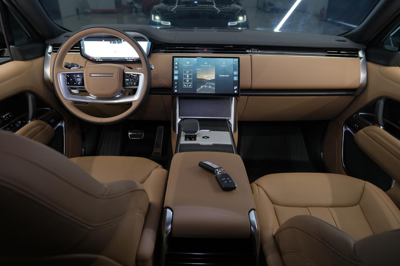 2026 Land Rover Range Rover SE Miami FL