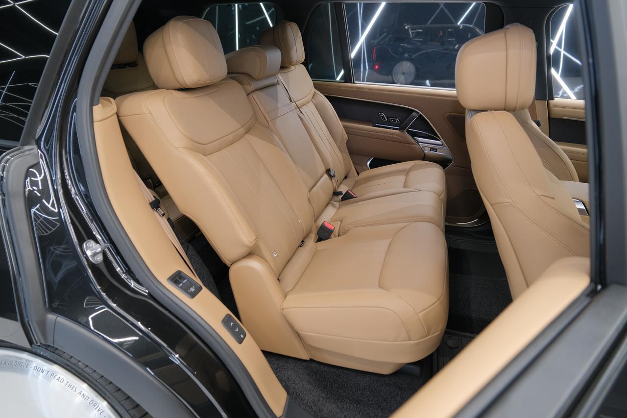 2026 Land Rover Range Rover SE Miami FL