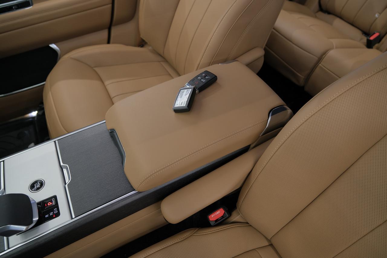2026 Land Rover Range Rover SE Miami FL
