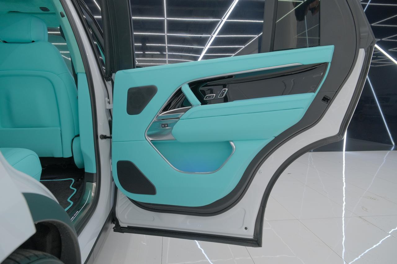 2026 Land Rover Range Rover SE Miami FL