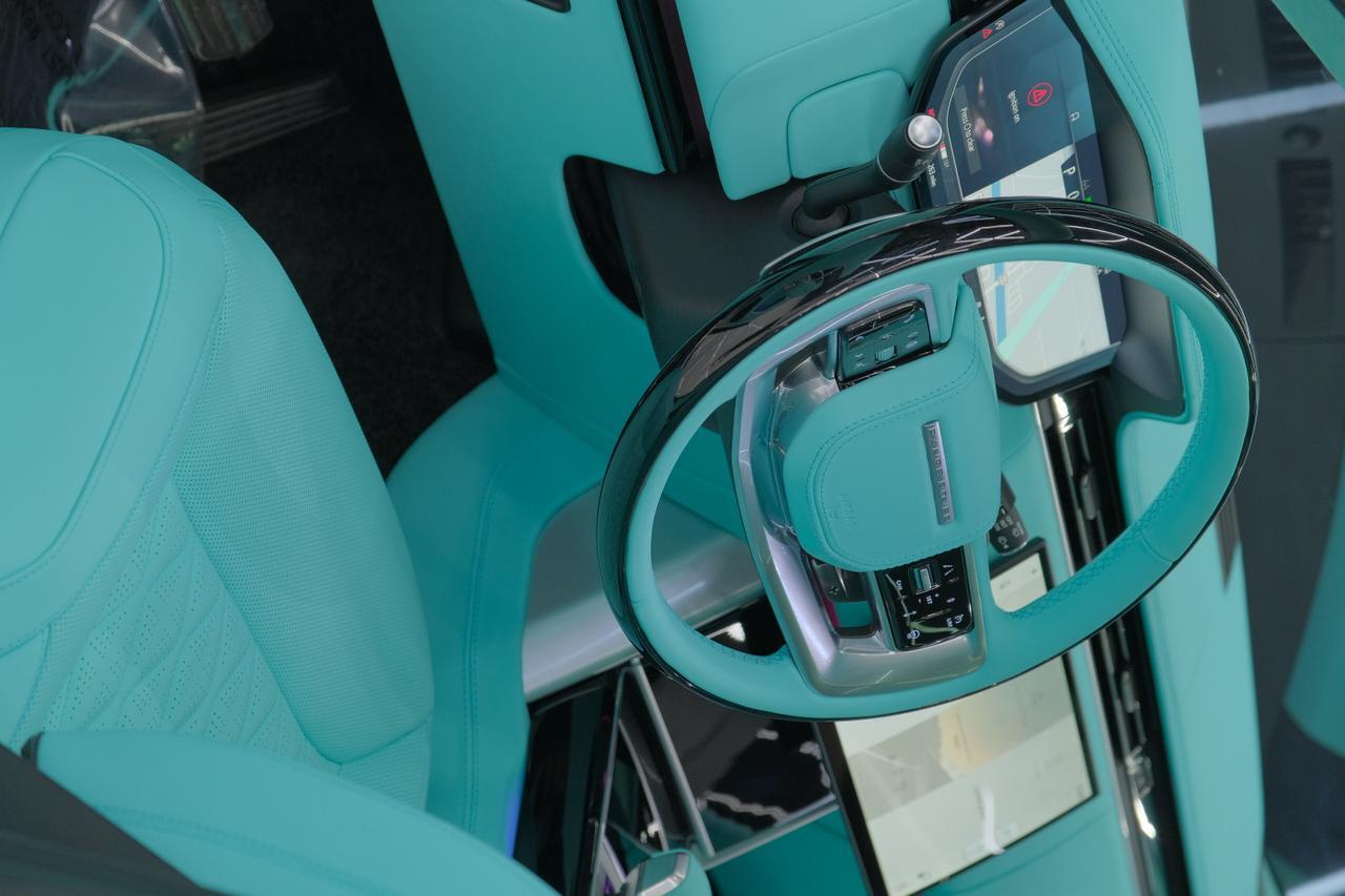 2026 Land Rover Range Rover SE Miami FL