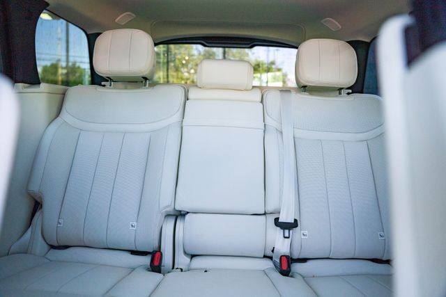 2026 Land Rover Range Rover SE Paramus NJ