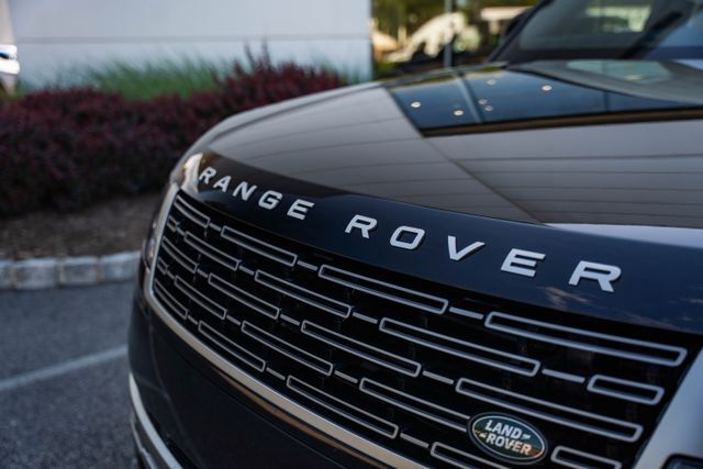 2026 Land Rover Range Rover SE Paramus NJ