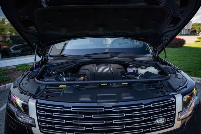 2026 Land Rover Range Rover SE Paramus NJ