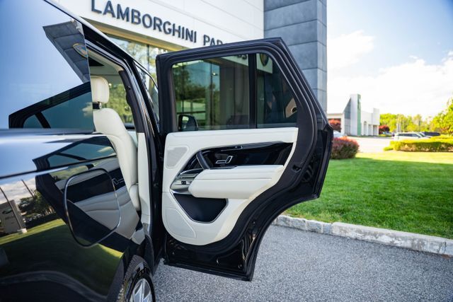 2026 Land Rover Range Rover SE Paramus NJ