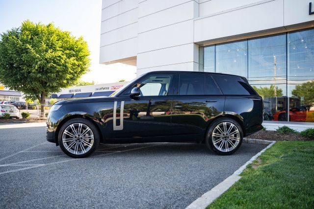 2026 Land Rover Range Rover SE Paramus NJ
