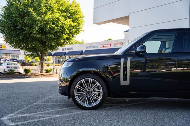 2026 Land Rover Range Rover SE Paramus NJ