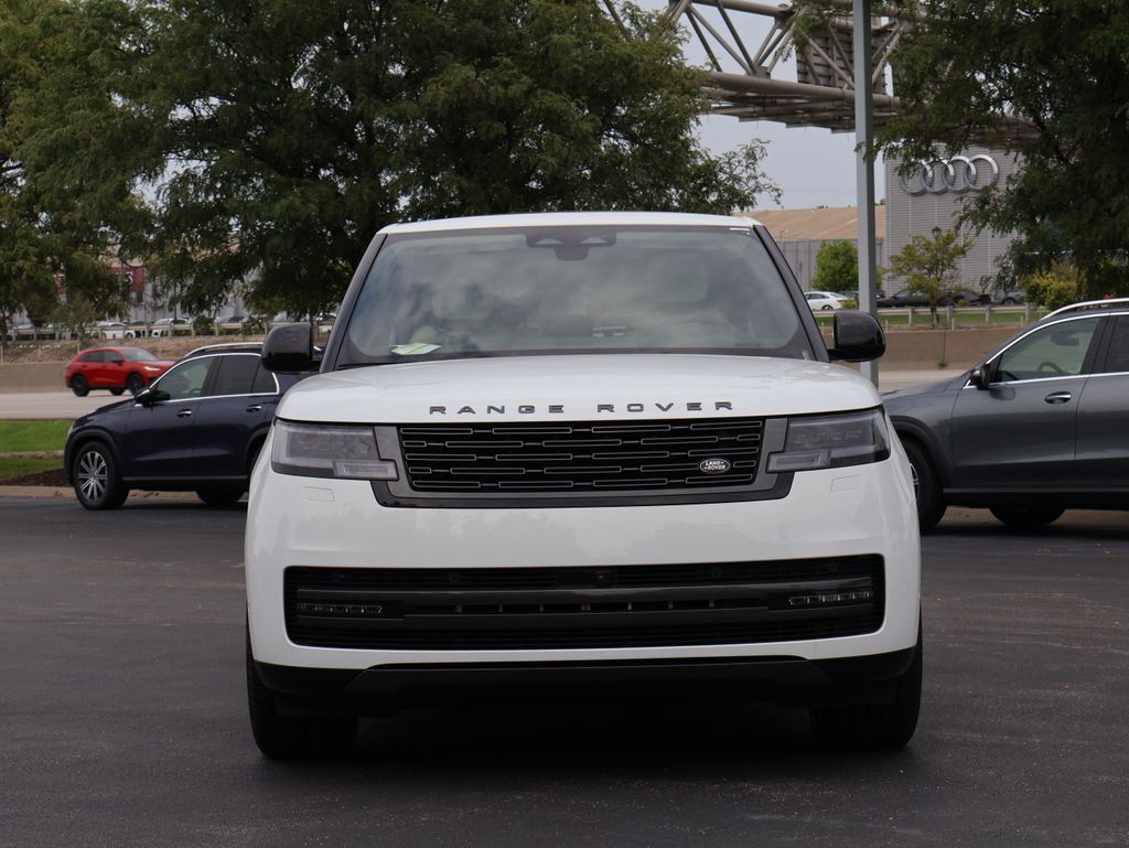 2026 Land Rover Range Rover SE