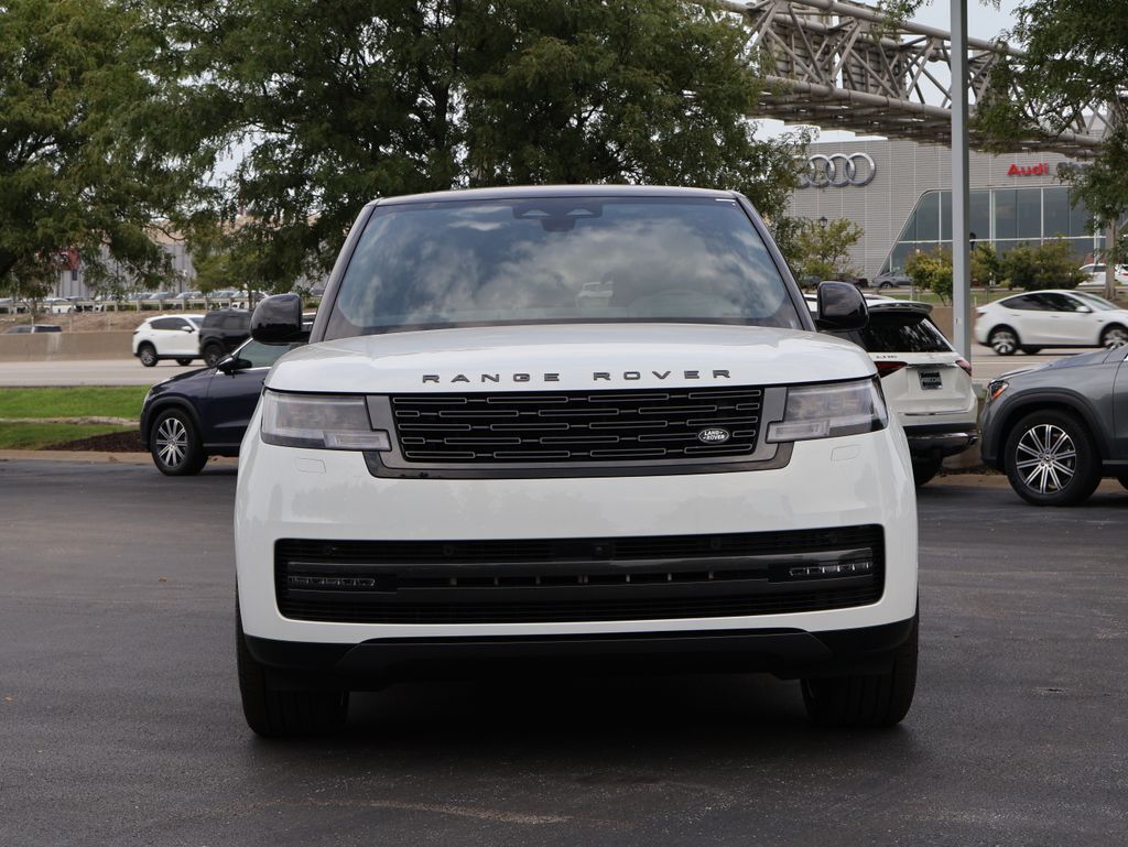 2026 Land Rover Range Rover SE