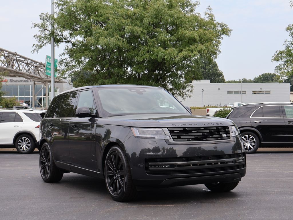 2026 Land Rover Range Rover SE