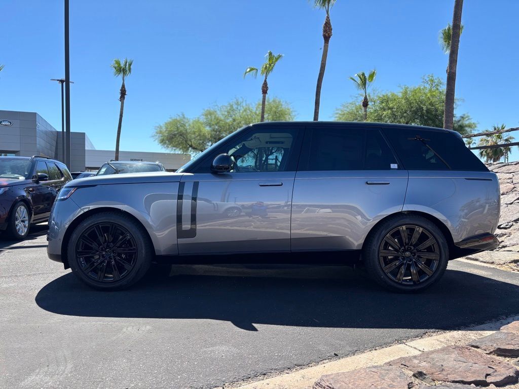 2026 Land Rover Range Rover SE