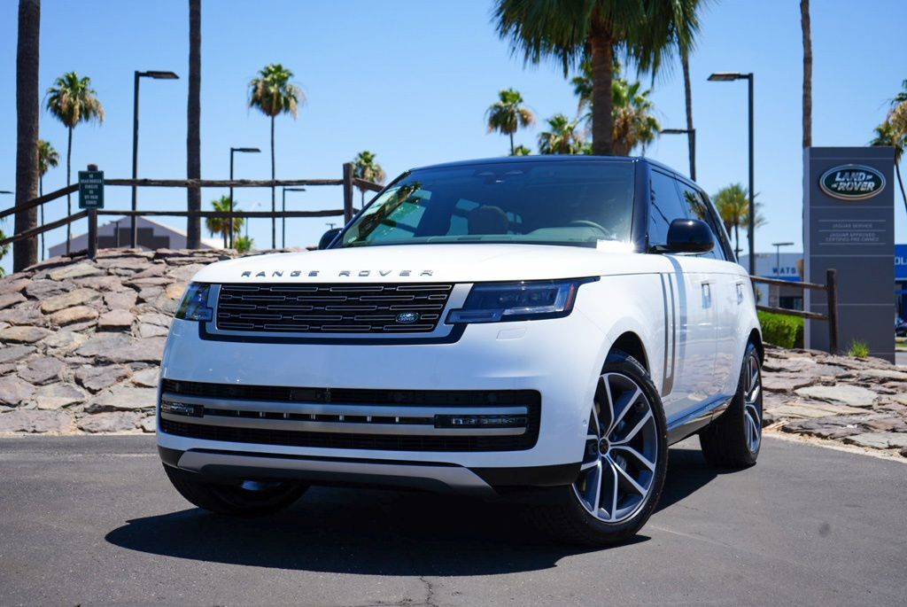 2026 Land Rover Range Rover SE