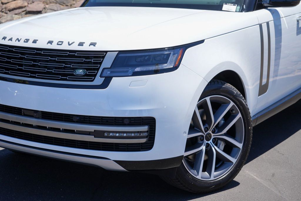 2026 Land Rover Range Rover SE