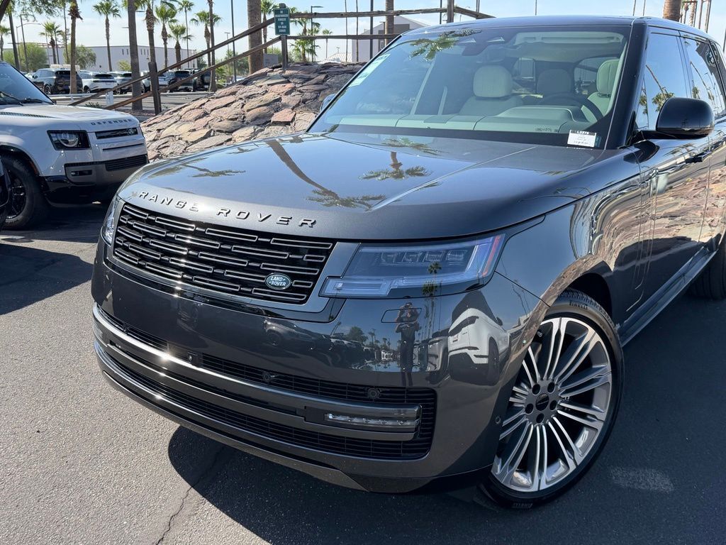 2026 Land Rover Range Rover SE