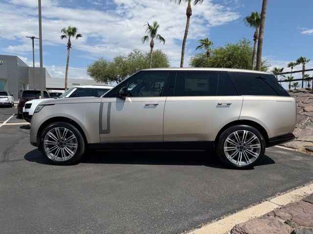 2026 Land Rover Range Rover SE
