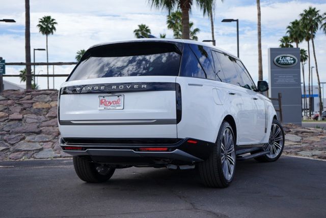 2026 Land Rover Range Rover SE