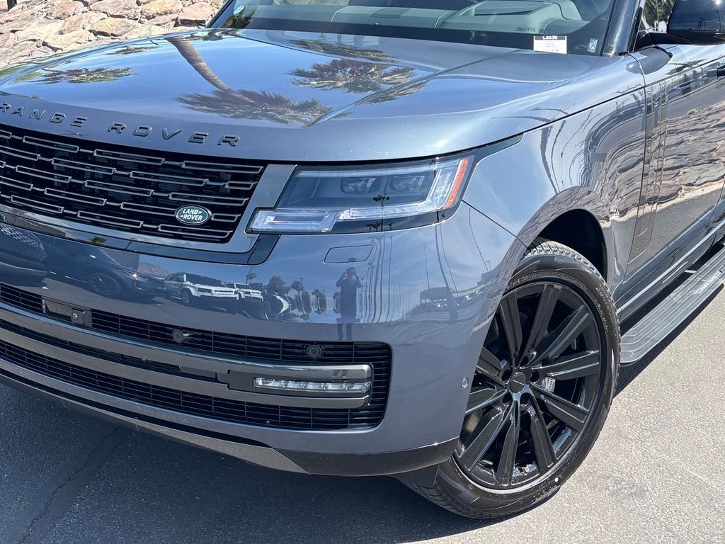 2026 Land Rover Range Rover SE