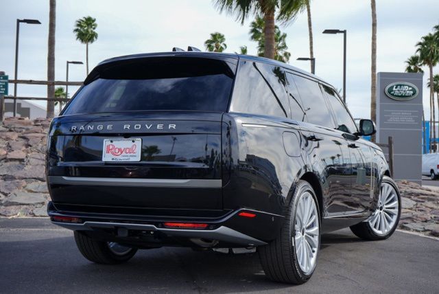 2026 Land Rover Range Rover SE