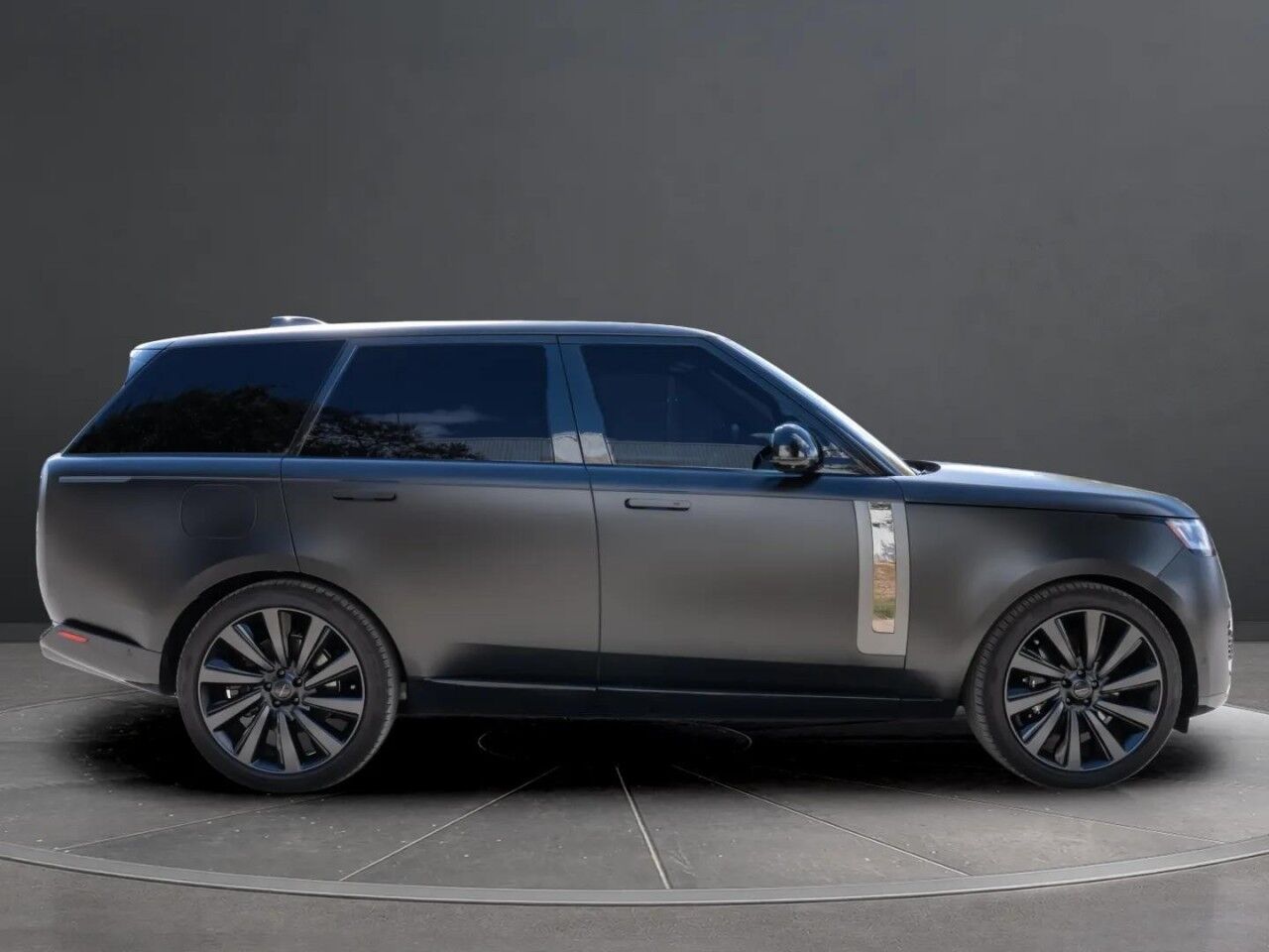 2026 Land Rover Range Rover SV - Original MSRP: $233,535 San Antonio TX