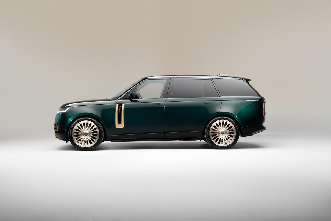 2026 Land Rover Range Rover SV LWB
