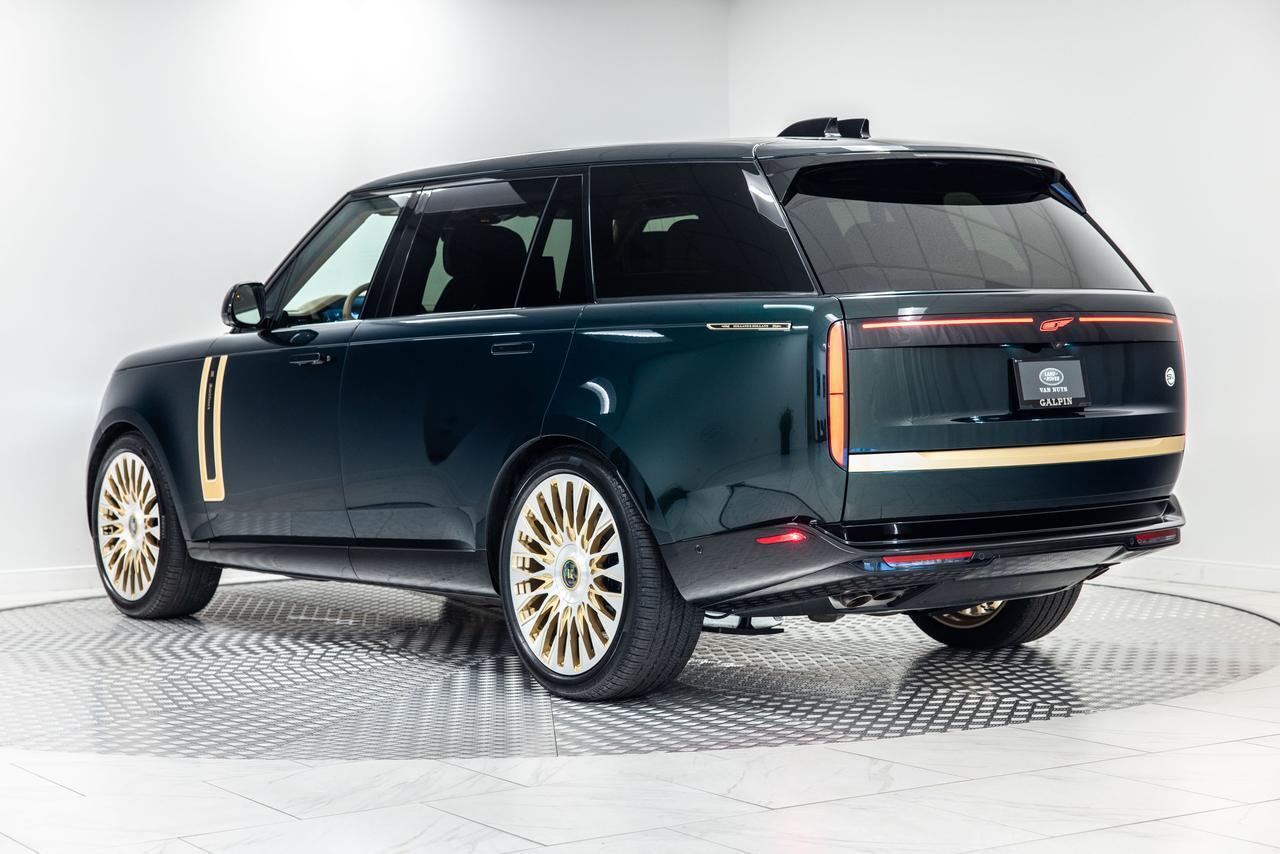 2026 Land Rover Range Rover SV LWB