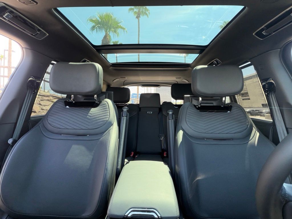 2026 Land Rover Range Rover SV Tucson AZ