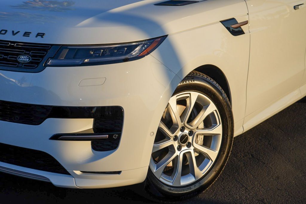 2026 Land Rover Range Rover Sport Dynamic SE