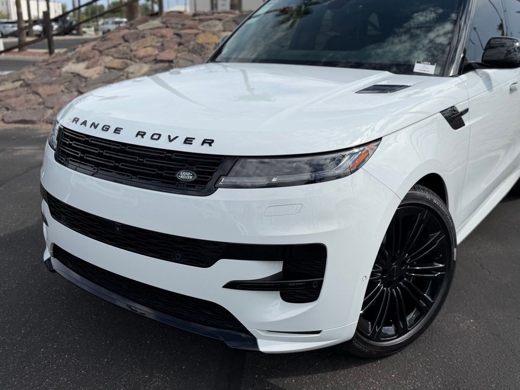 2026 Land Rover Range Rover Sport Dynamic SE