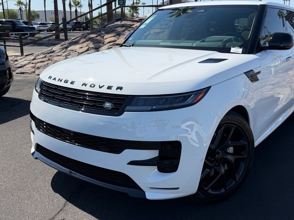 2026 Land Rover Range Rover Sport Dynamic SE