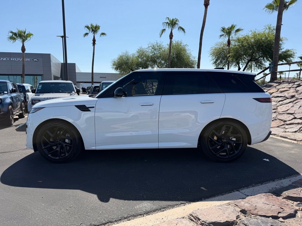 2026 Land Rover Range Rover Sport Dynamic SE