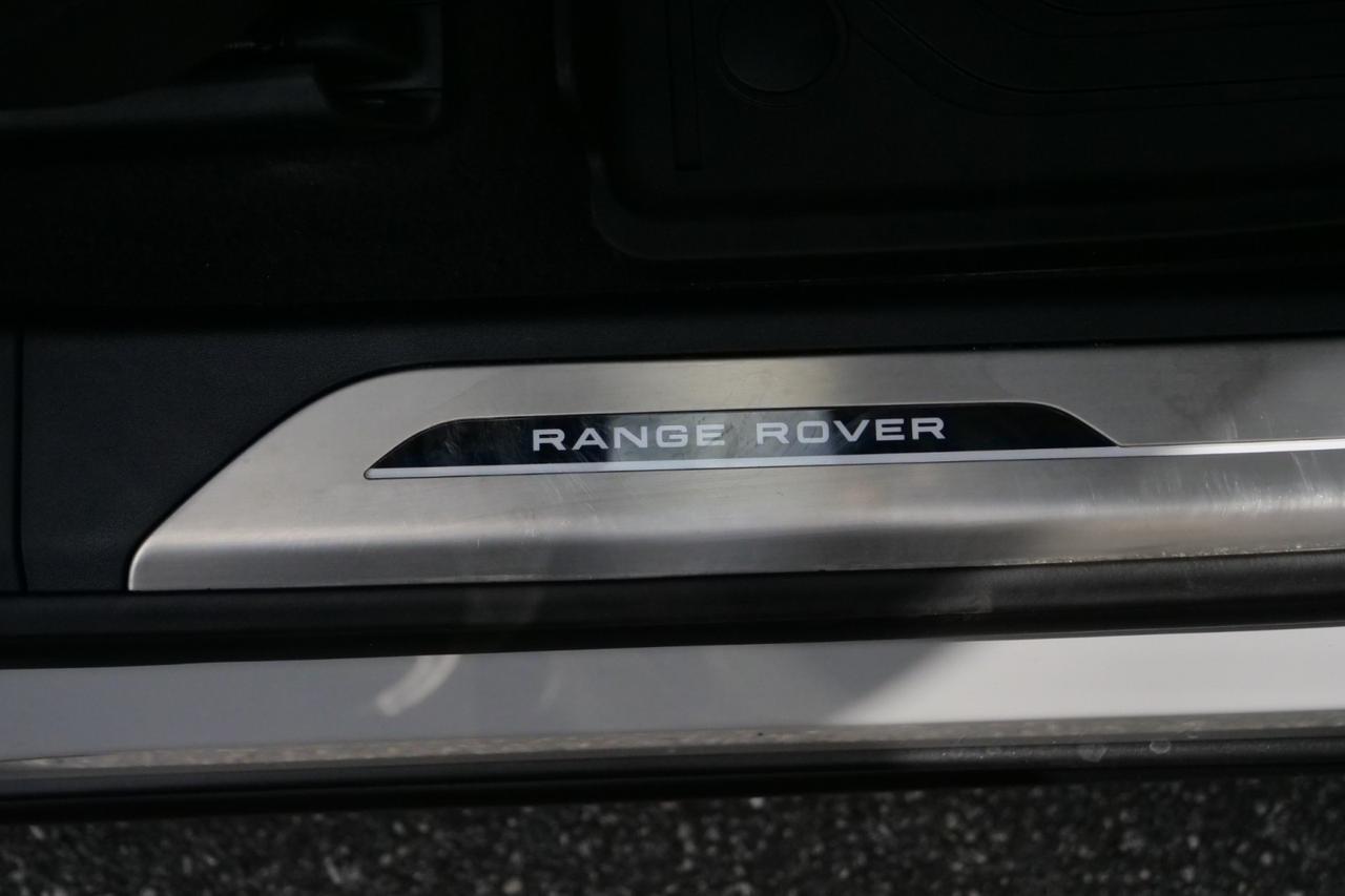 2026 Land Rover Range Rover Sport SE / AWD / Contrast Roof / Cold Climate Pack! Lincolnton NC