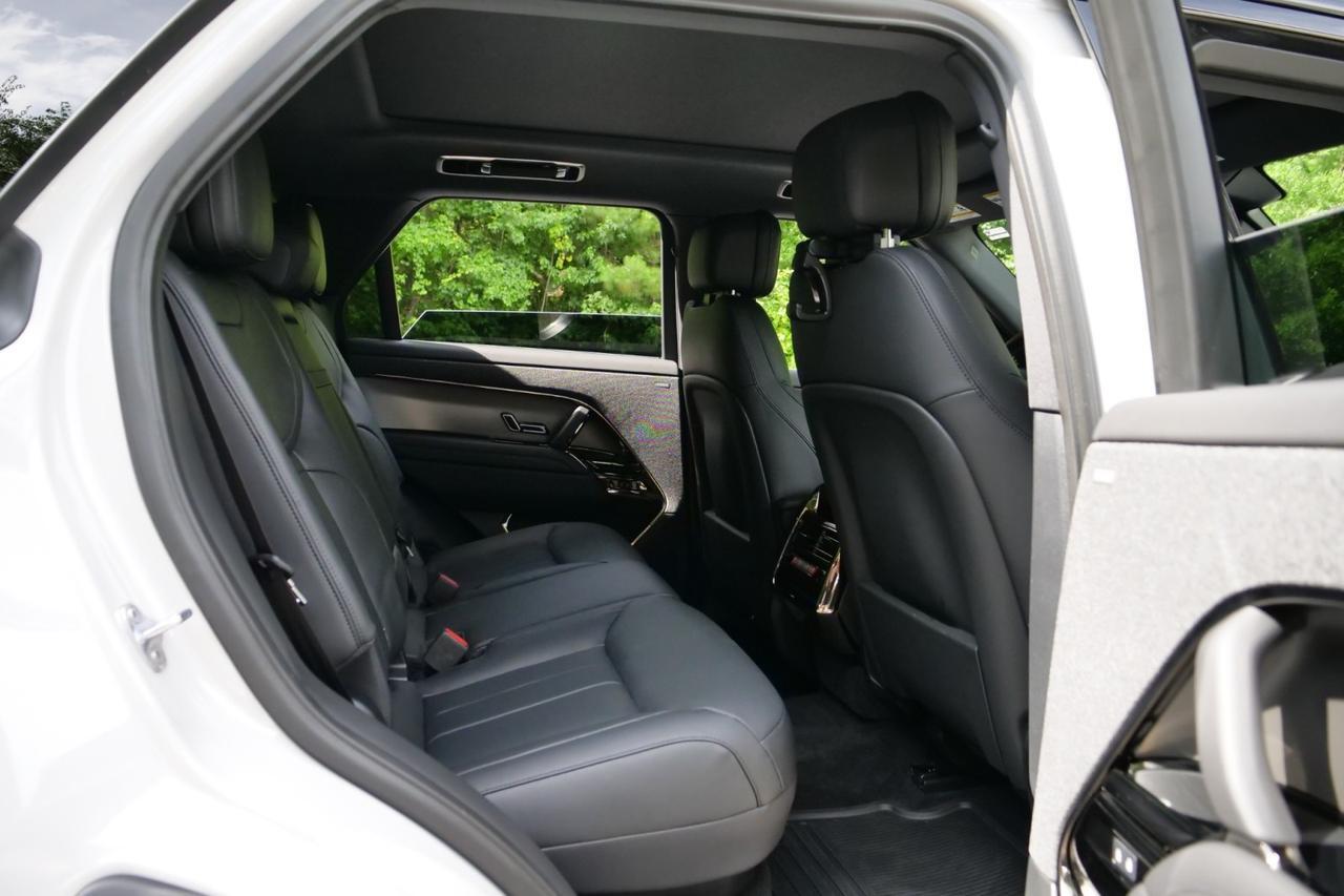 2026 Land Rover Range Rover Sport SE / AWD / Contrast Roof / Cold Climate Pack! Lincolnton NC