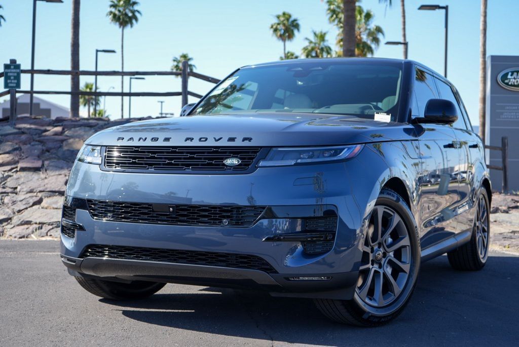 2026 Land Rover Range Rover Sport SE