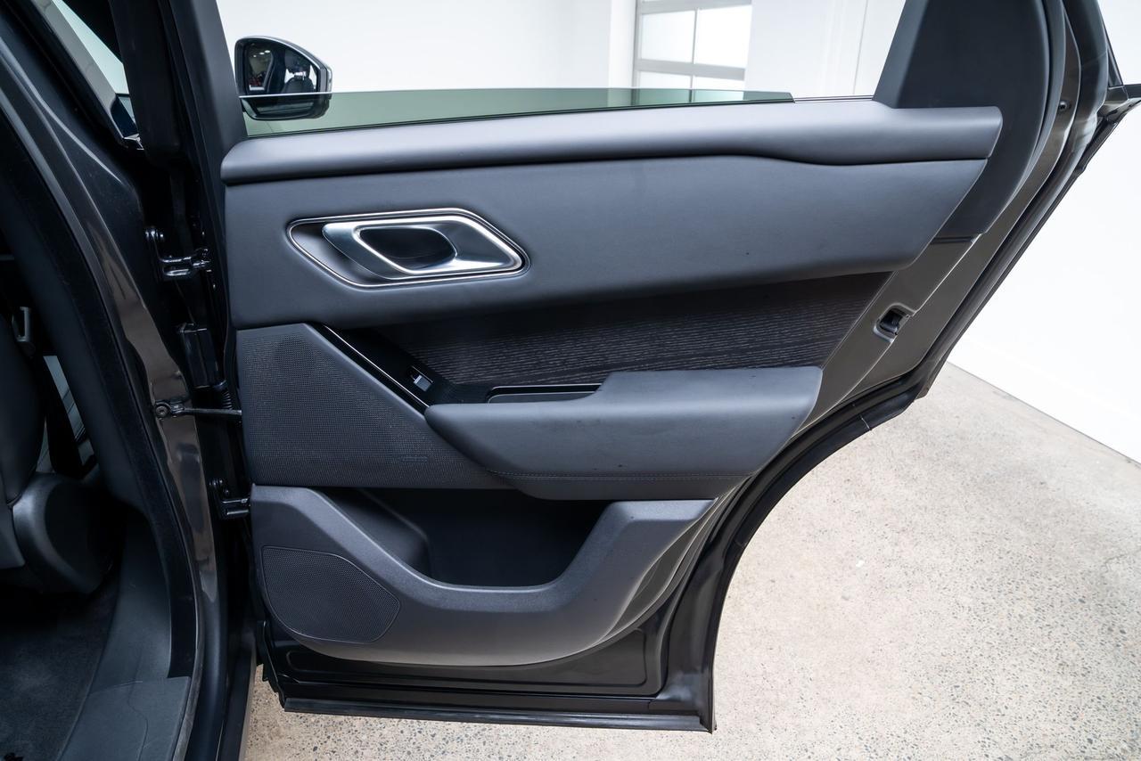 2026 Land Rover Range Rover Velar Dynamic SE 1 Owner Moonroof Portland OR