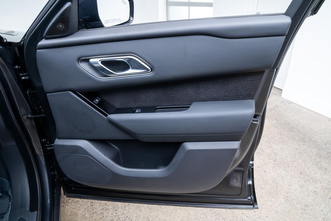 2026 Land Rover Range Rover Velar Dynamic SE 1 Owner Moonroof Portland OR