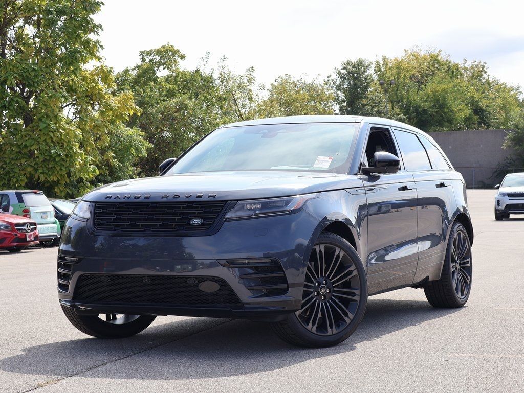 2026 Land Rover Range Rover Velar Dynamic SE