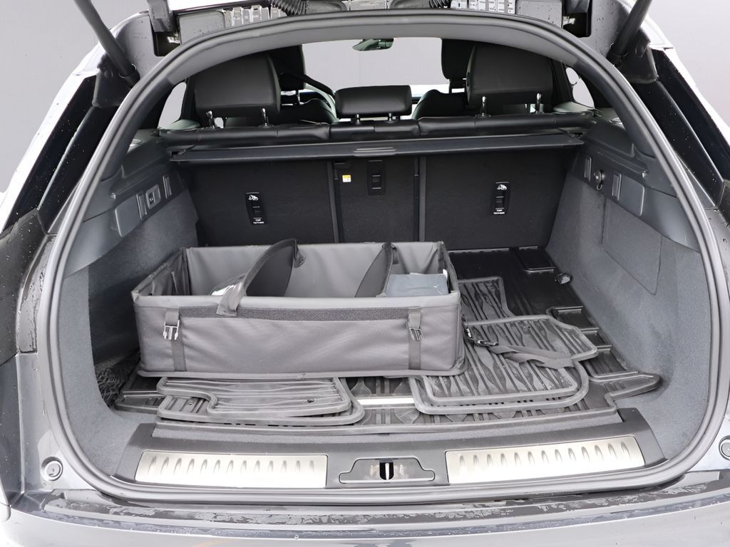 2026 Land Rover Range Rover Velar Dynamic SE San Clemente CA