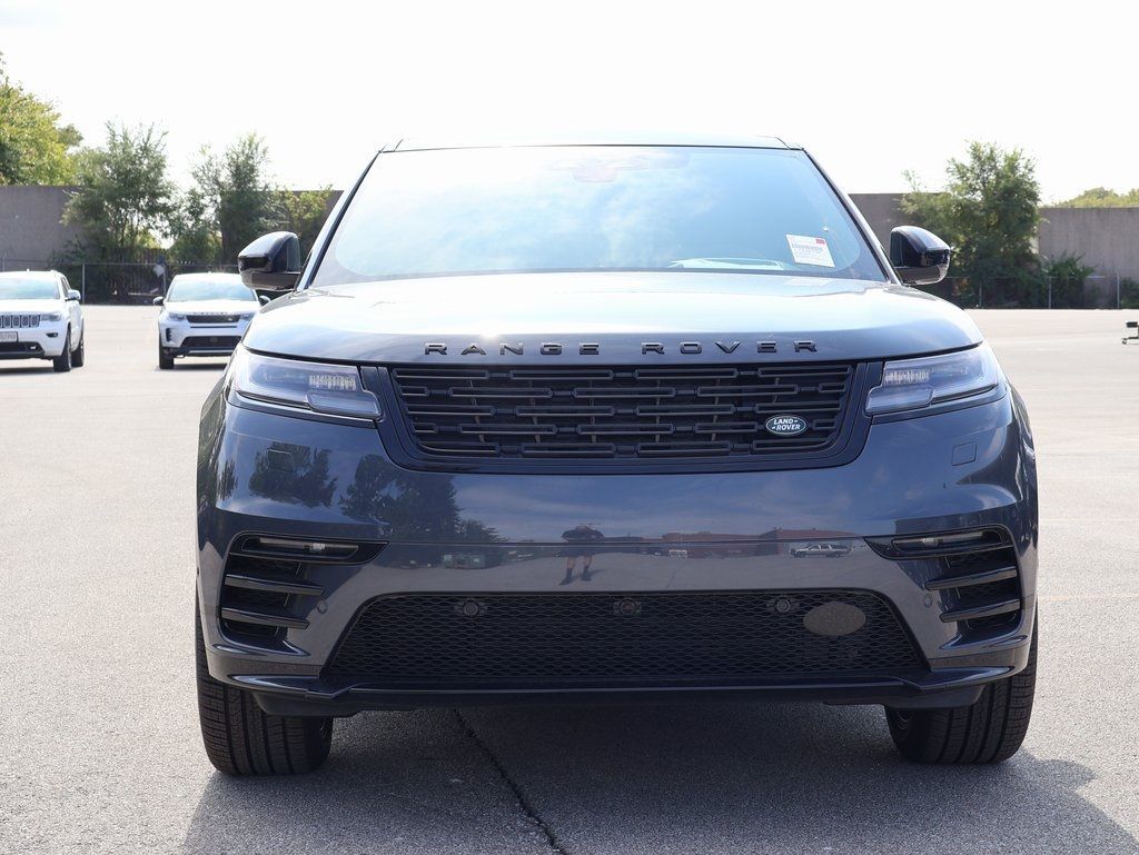 2026 Land Rover Range Rover Velar Dynamic SE
