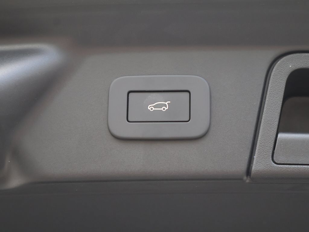 2026 Land Rover Range Rover Velar Dynamic SE San Clemente CA