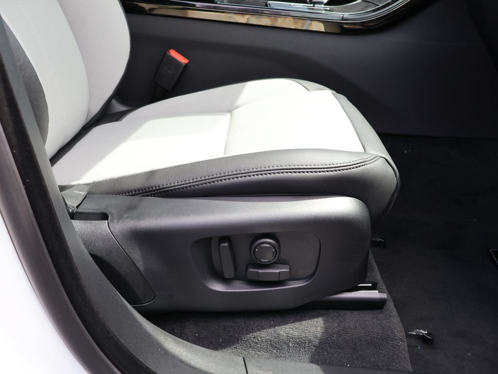 2026 Land Rover Range Rover Velar Dynamic SE San Clemente CA